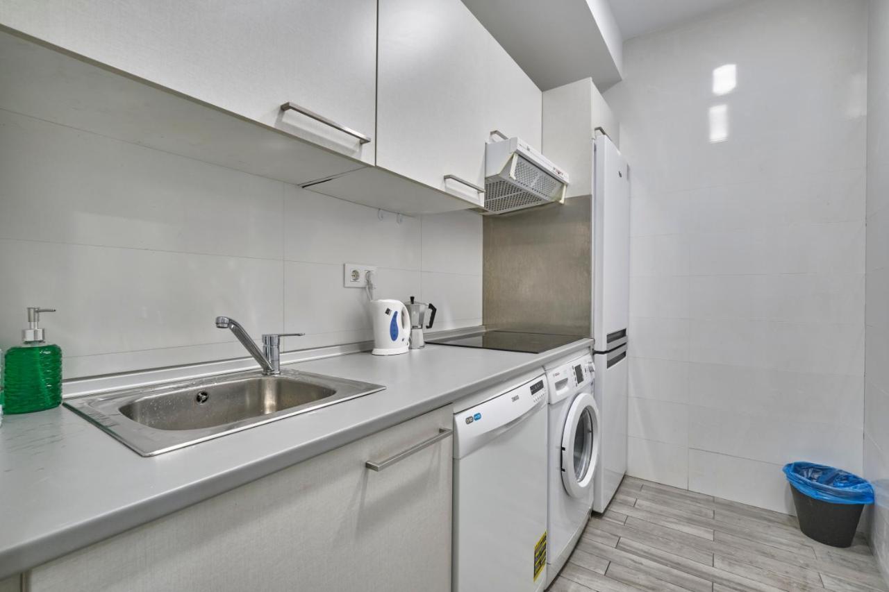 Nunez De Arce Habitaciones Madrid Exterior foto