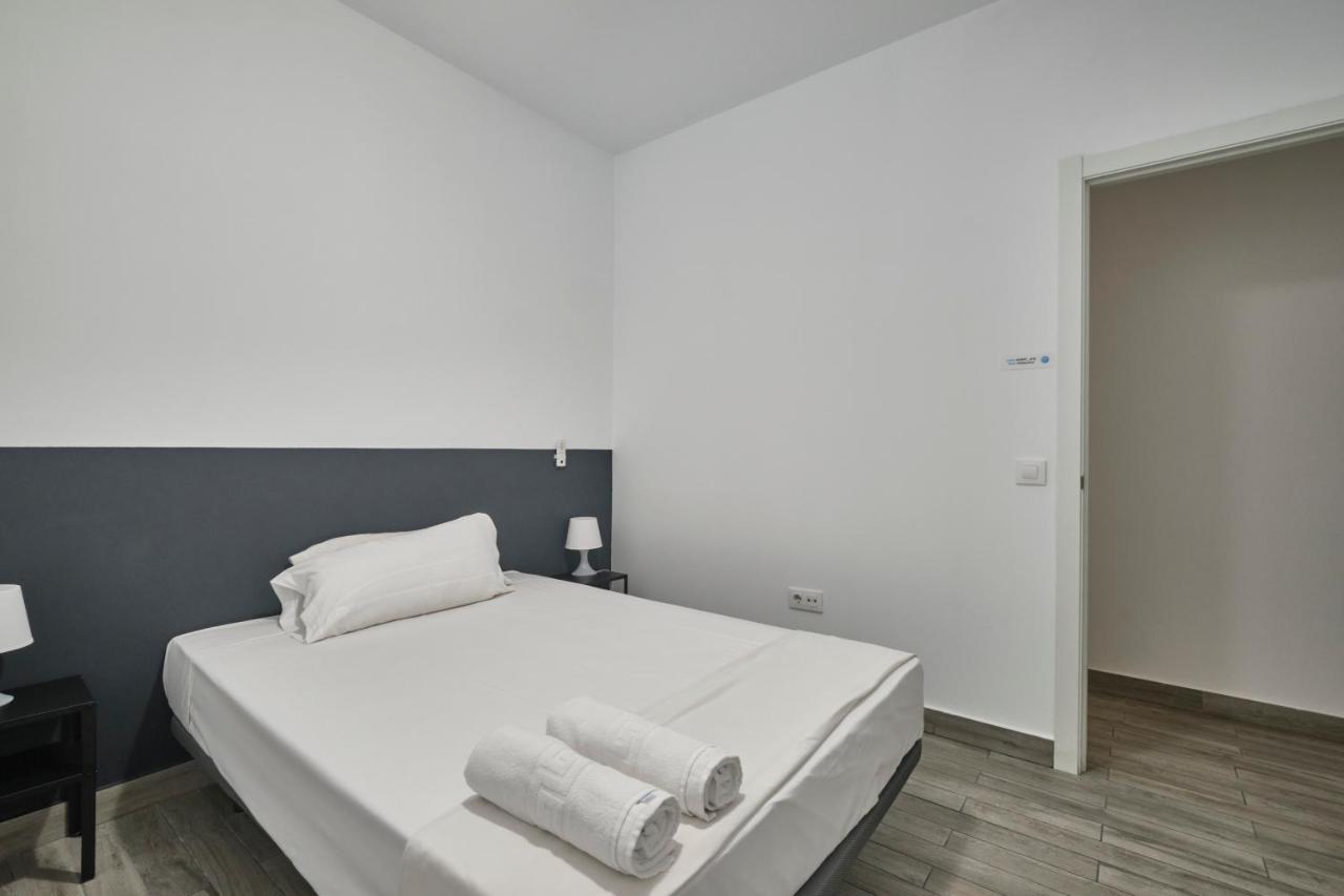 Nunez De Arce Habitaciones Madrid Exterior foto